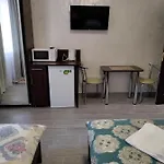 золота *