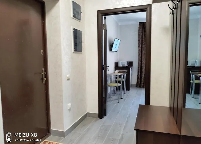 золота 波利亚纳